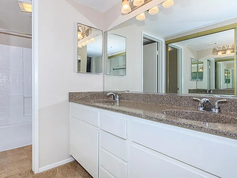 Wood Canyon Villas — Photo 43