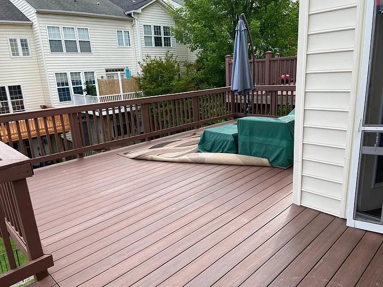 Deck main