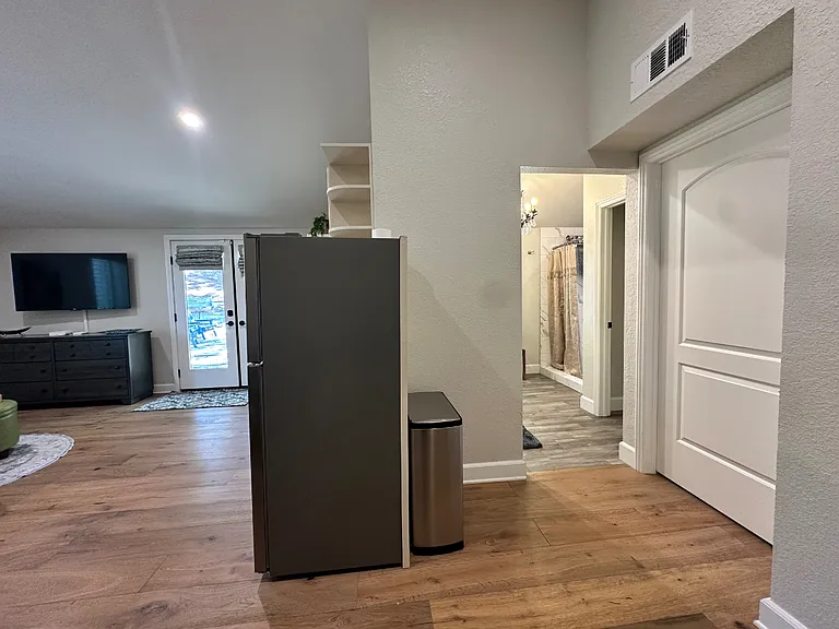 1350 Camino Cristobal #B — Photo 11
