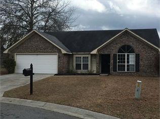 1301 Crossgate Ct, Hinesville, GA 31313