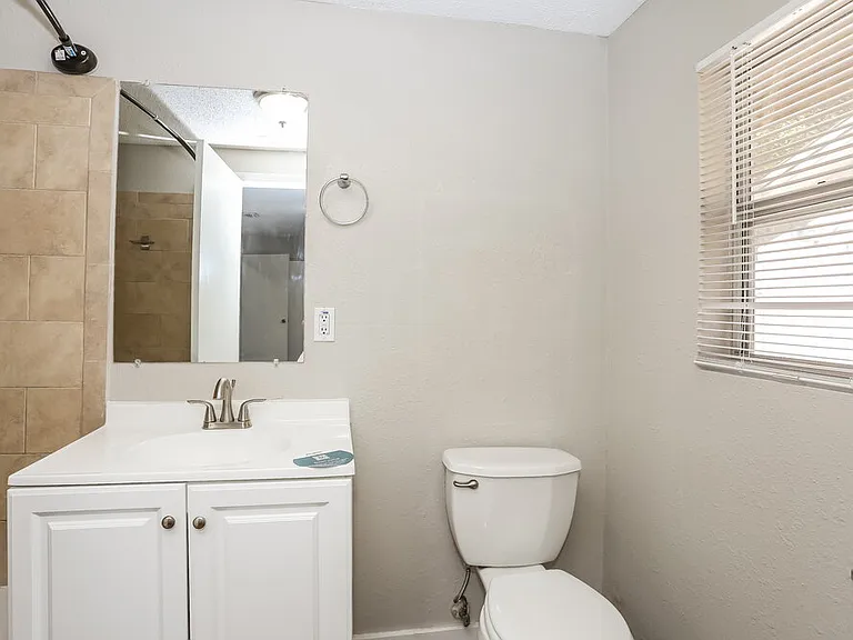 2839 Spring Park Rd — Photo 12
