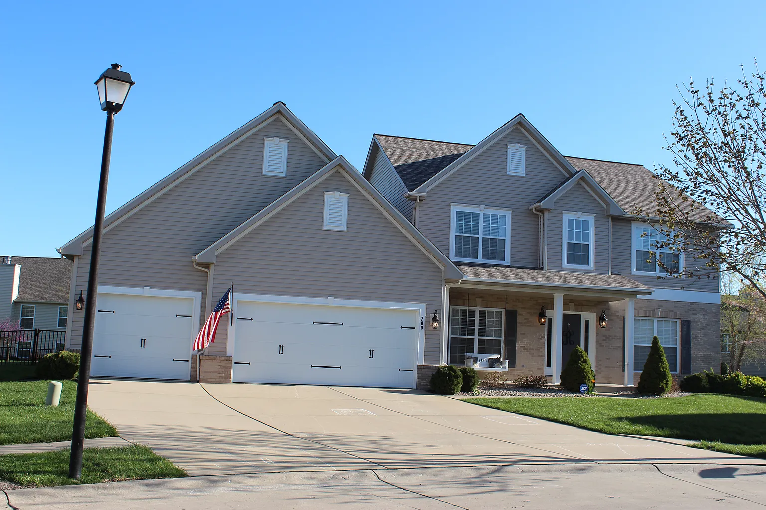 700 Bluestem Ct photo 1