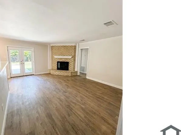 507 S Walnut Creek Dr, Mansfield, TX 76063