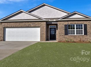 208 Roper St #36, Candler, NC 28715