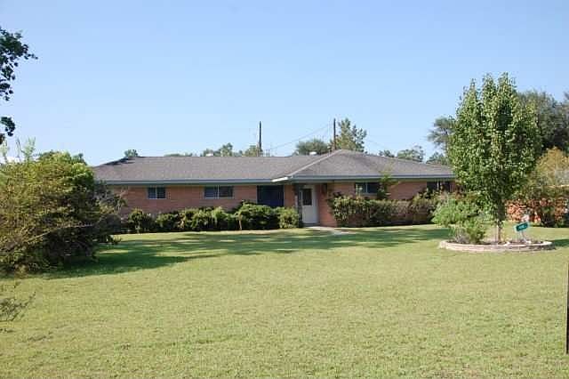 1st image of 8180 Laurie Ln