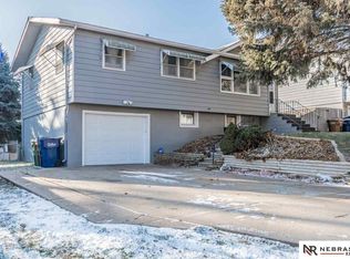 3305 Cherry Ln, Bellevue, NE 68147