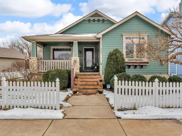 4225 Briarwood Dr, Lawrence, KS 66049