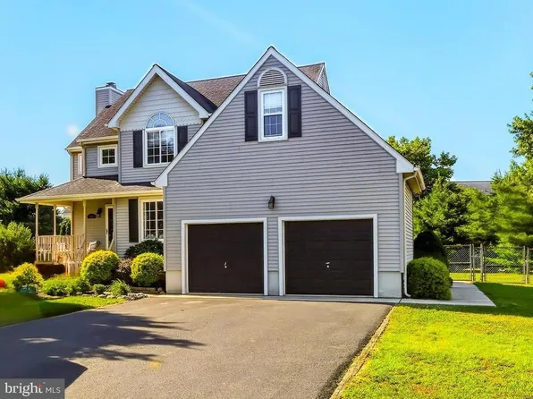 330 Beckett Rd, Logan Township, NJ 08085