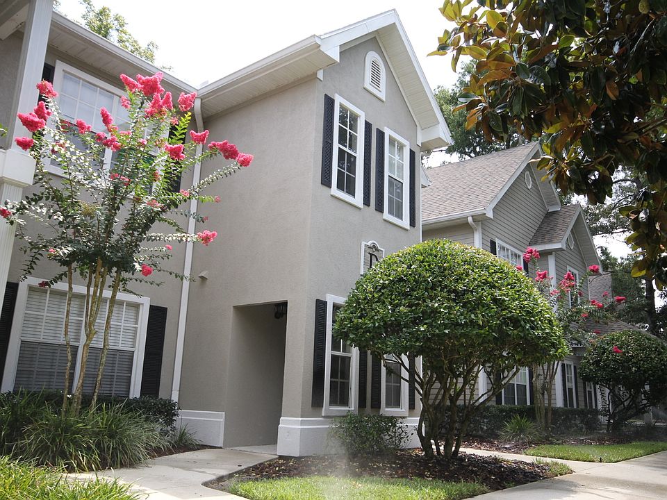1st image of 10000 SW 52nd Ave APT D18