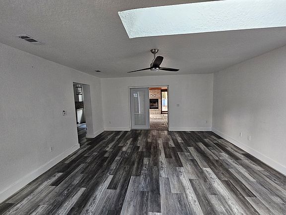 4th image of 8198 SE 164th Pl
