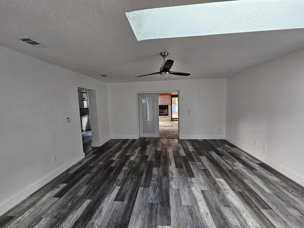 8198 SE 164th Pl, Summerfield, FL 34491