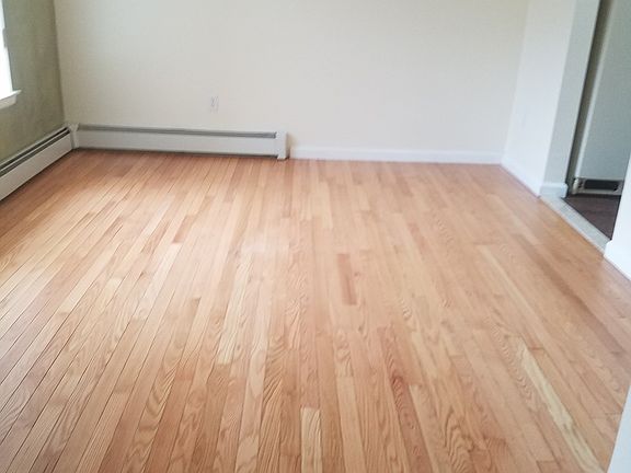 5th image of 995 Jennings St #2