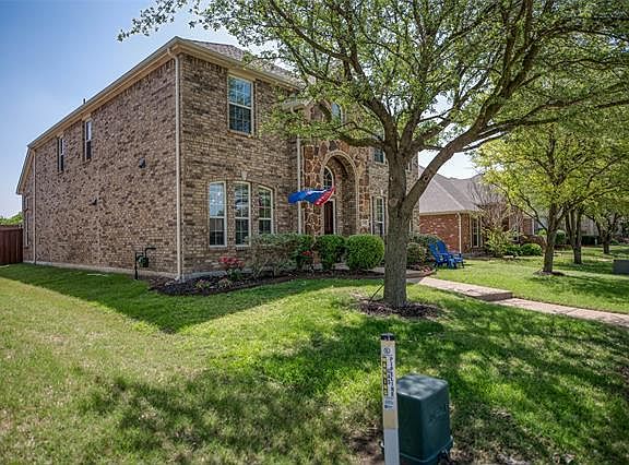 3rd image of 11930 Gonzales Dr