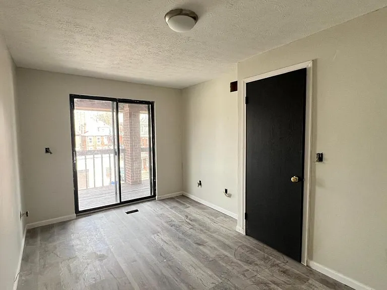 93 W 9th Ave — Photo 21