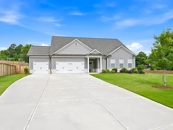 155 Cherokee Rose Ln, Hoschton, GA 30548