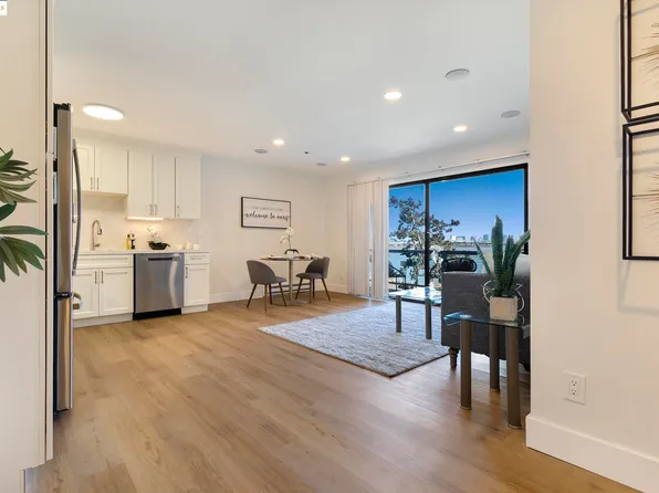 2 Anchor Dr #F497, Emeryville, CA 94608