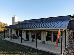 152 Verde Hills Dr, Center Point, TX 78010