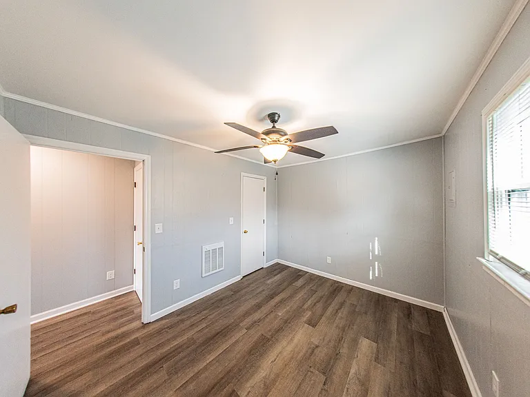 120 Lake Dr #2 — Photo 8