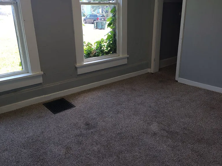 306 E North St #1 — Photo 17