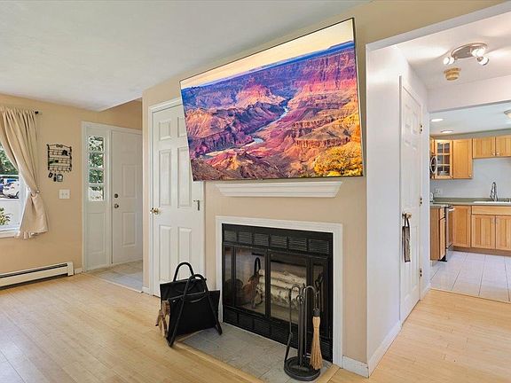 4th image of 111 Winterwood Drive