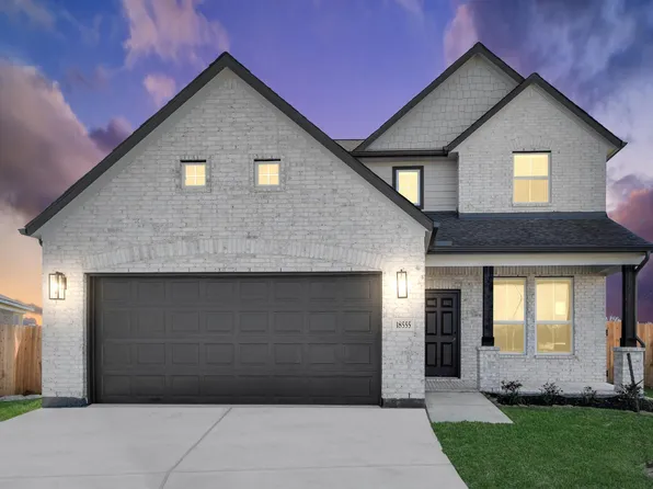 18555 Porta Marina Dr, Fresno, TX 77545