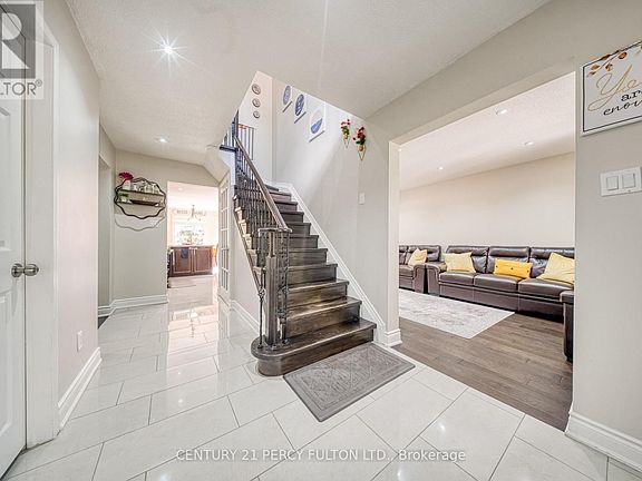 4th image of 46 Hearne Cres
