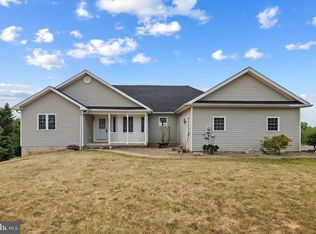 64 Pinnacle Dr, Bunker Hill, WV 25413