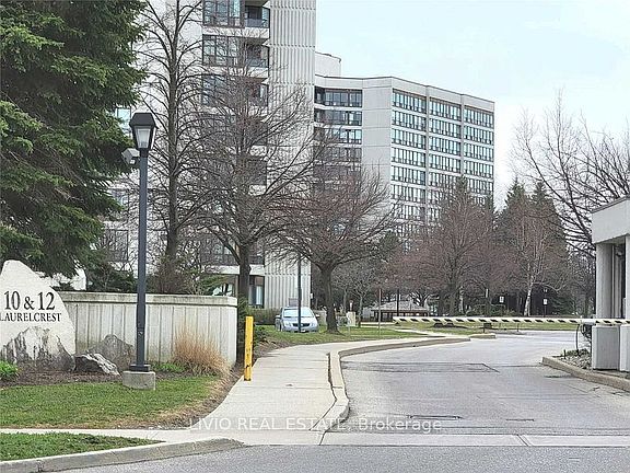 2nd image of 10 Laurelcrest St #310
