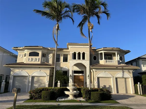 2651 NE 48th St, Lighthouse Pt, FL 33064