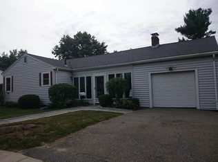 94 Newfield St, West Roxbury, MA 02132