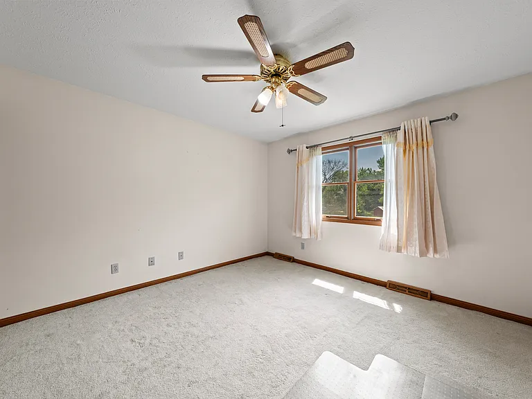 1450 Rusnak Trl — Photo 38