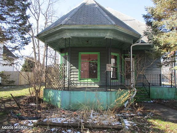 2nd image of 204 N Cleveland Ave