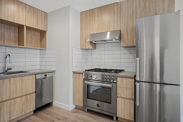 Rented by Compass | media 25