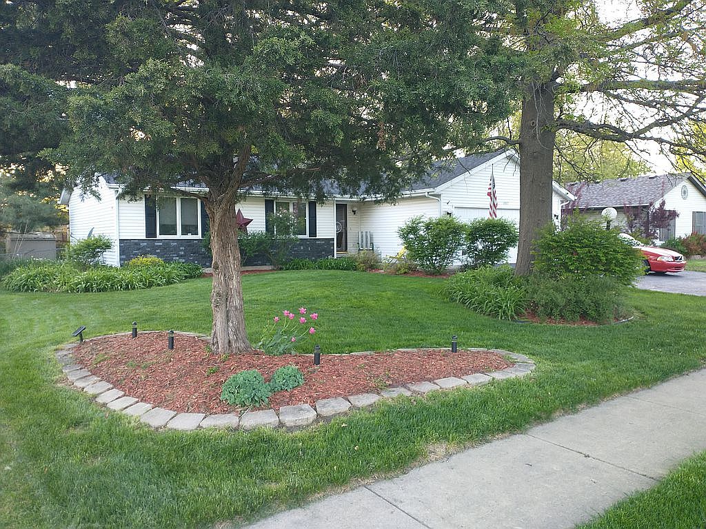 1037 Arnold Ave, Rockford, IL 61108 Zillow