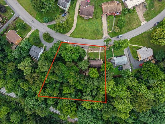 5th image of 77 Bellview Cir