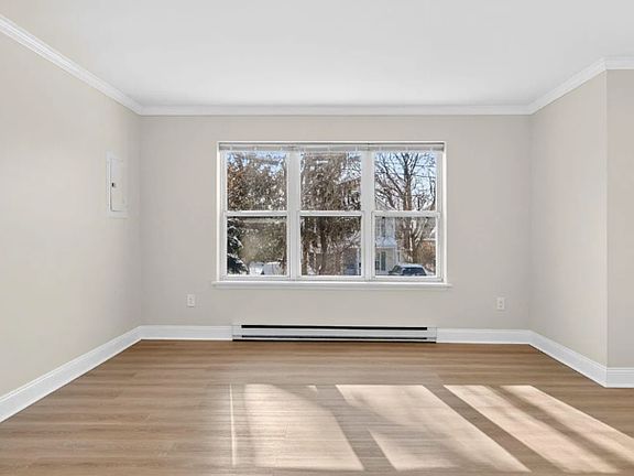 4th image of 13 Sligo St Unit 2