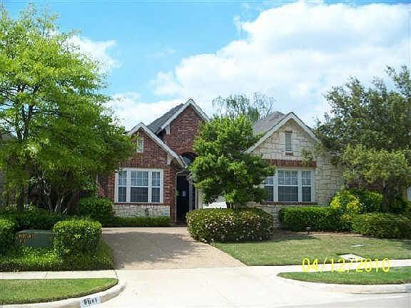 1st image of 8641 Forest Glenn Dr