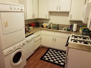 212 Detroit Ave APT C, Huntington Beach, CA 92648