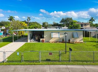 15445 Garfield Dr, Homestead, FL 33033