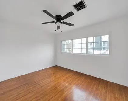 2 bed, $2,995 — Photo 4