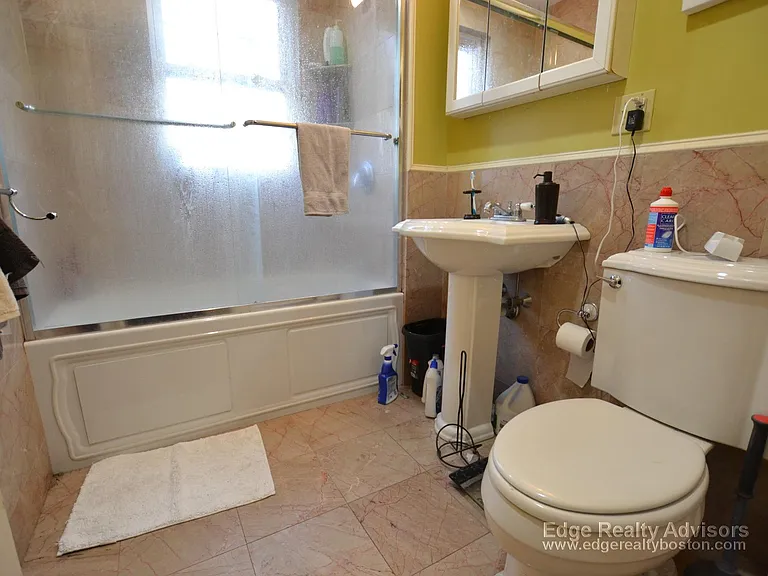 22 Burton St — Photo 6