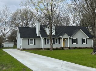 132 Fox Ridge Dr, Murfreesboro, TN 37128