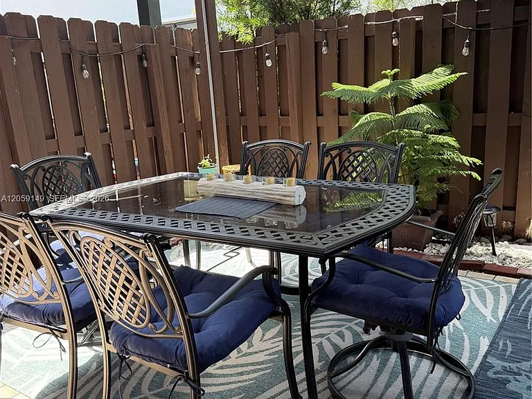 11302 NW 88th Ter #11302 — Photo 10