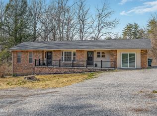 679 Cook Rd, Crossville, TN 38555