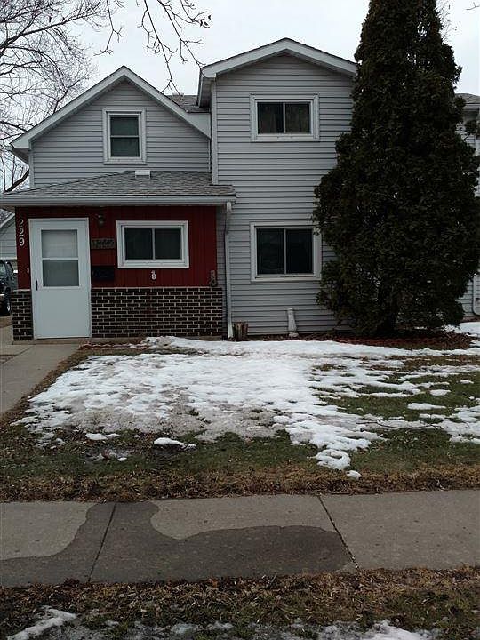 1st image of 229 Crosby Ave NE