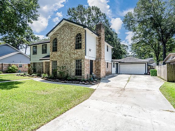3rd image of 6527 Castle Pine Ln