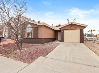 881 Fragrant Ash Pl, El Paso, TX 79907