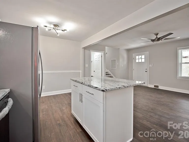 1404 Nottingham Rd — Photo 10
