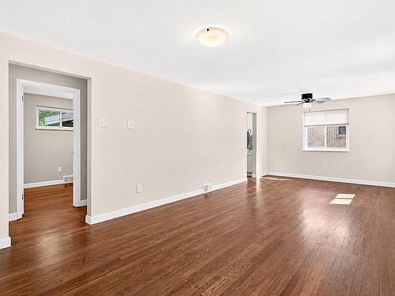 3rd image of 693 Union Avenue Ext