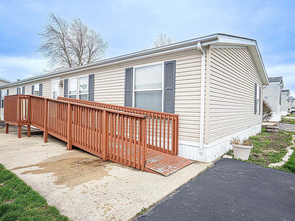 1st image of 51 Saint Michaels Dr